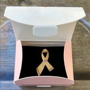Vintage Avon Breast Cancer Gold Tone Brooch Pin.